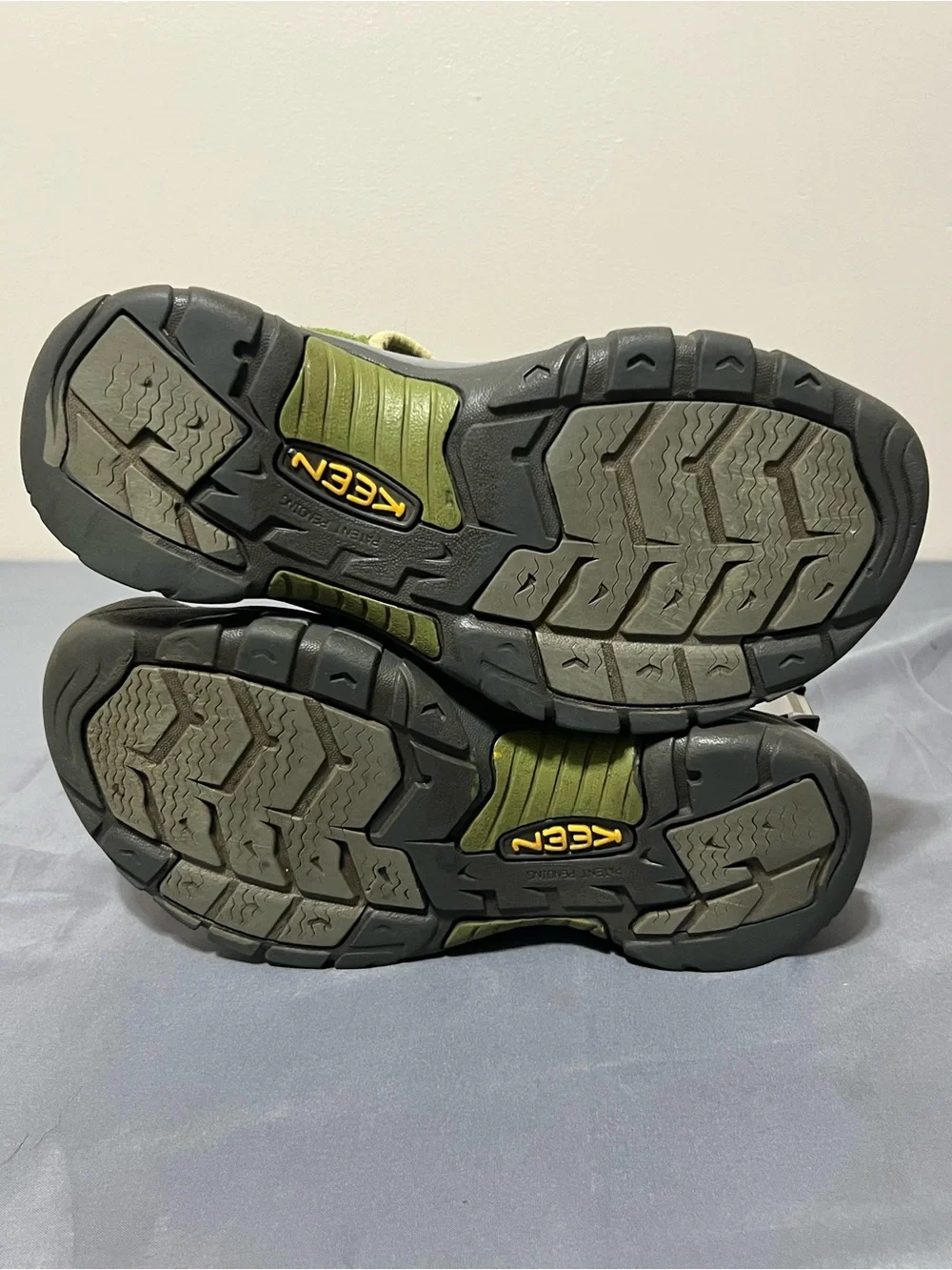 KEEN Newport H2 Waterproof Hiking Sandals Women’s 9.5 Lime Green